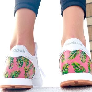 Reebok Sneakers
